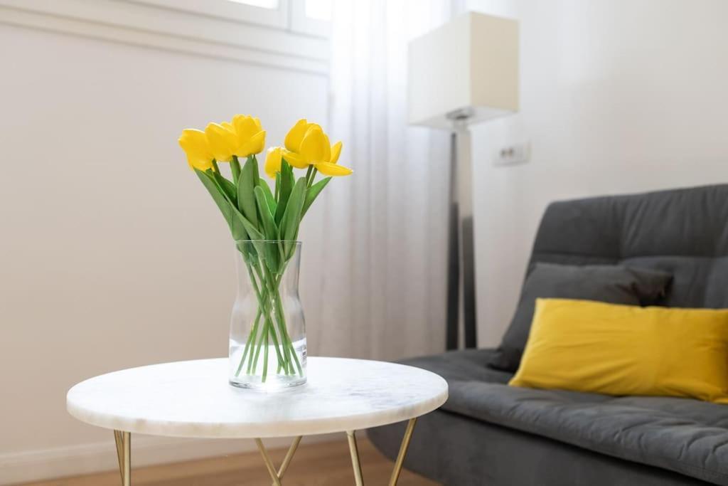 Elegante A City Life- Mico-fiera-accessoriato E Wifi *