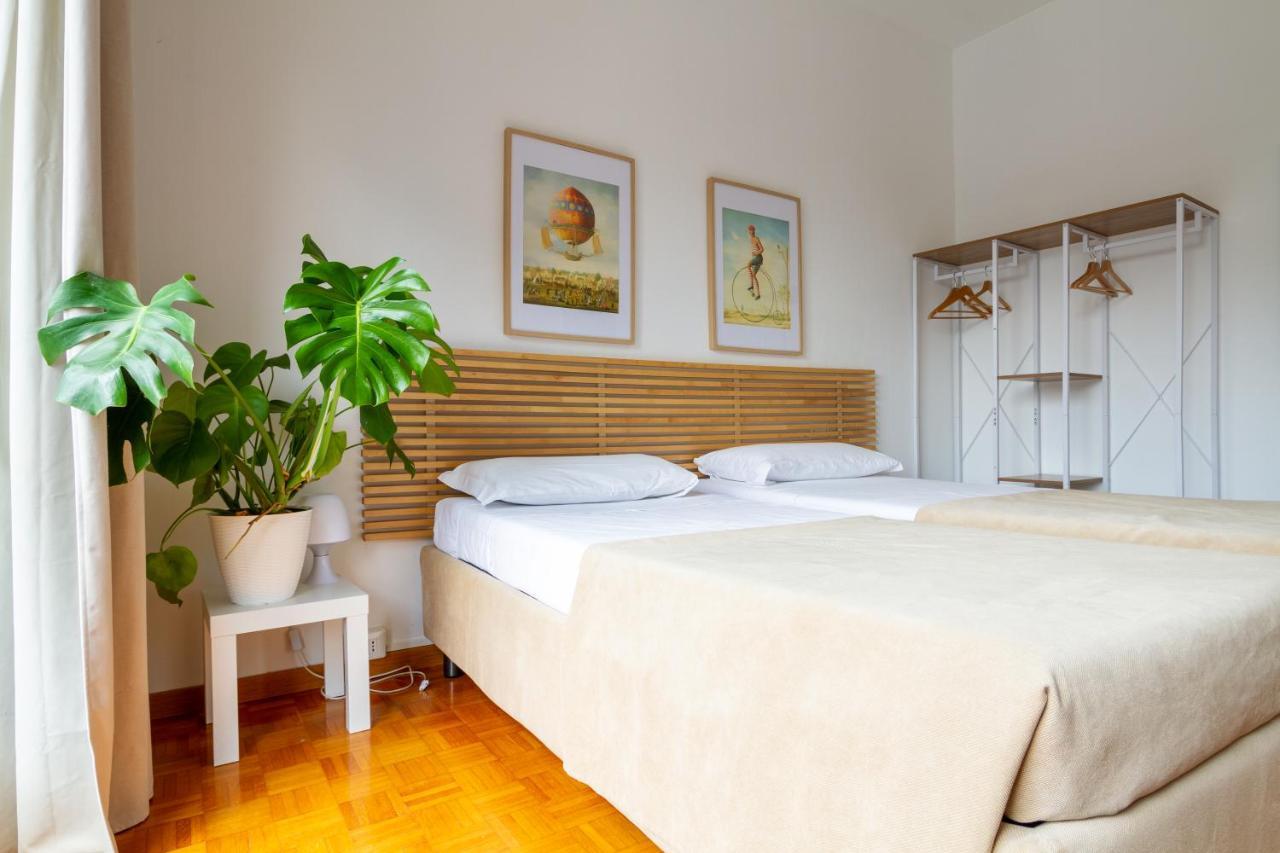 Palazzo Lombardia - Station - Bighome Apartment Milan