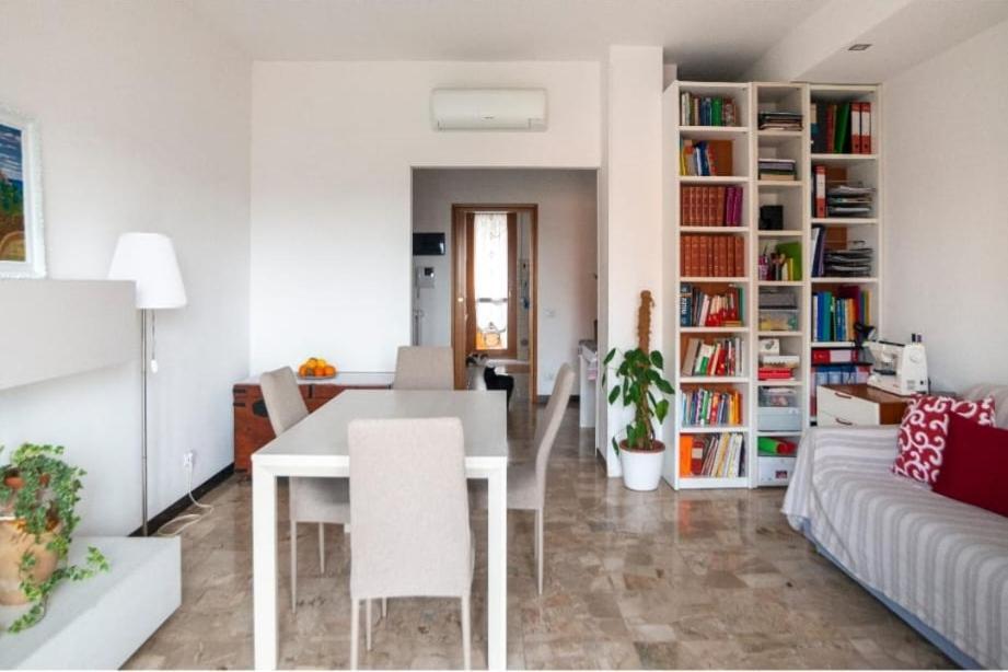Alloggio in famiglia Stanza Doppia Con Bagno Privato Vicino Al Centro Milano