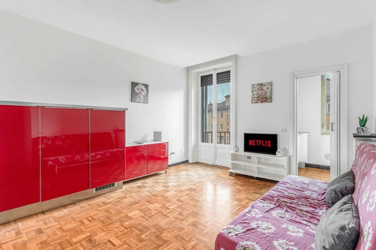 Mi8 -10 Minutes From The Duomo- Large Appartement *