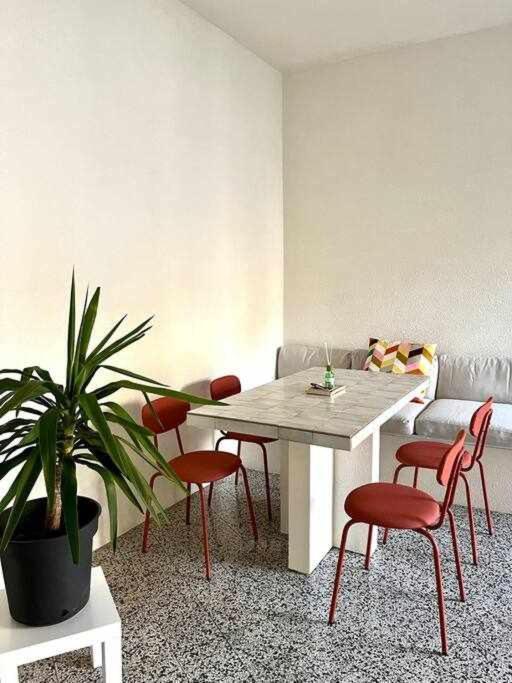 Casa Celeste Minicasa Vicino Allo Stadio San Siro Apartment