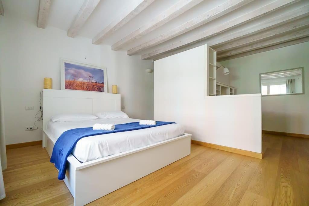 Brera-moscova Duomo 15 Minuti A Piedi Apartment *