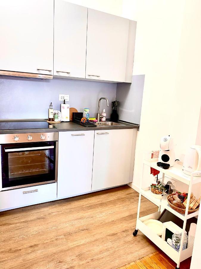 Daniela's Spazioso Ai Navigli Appartamento Milano