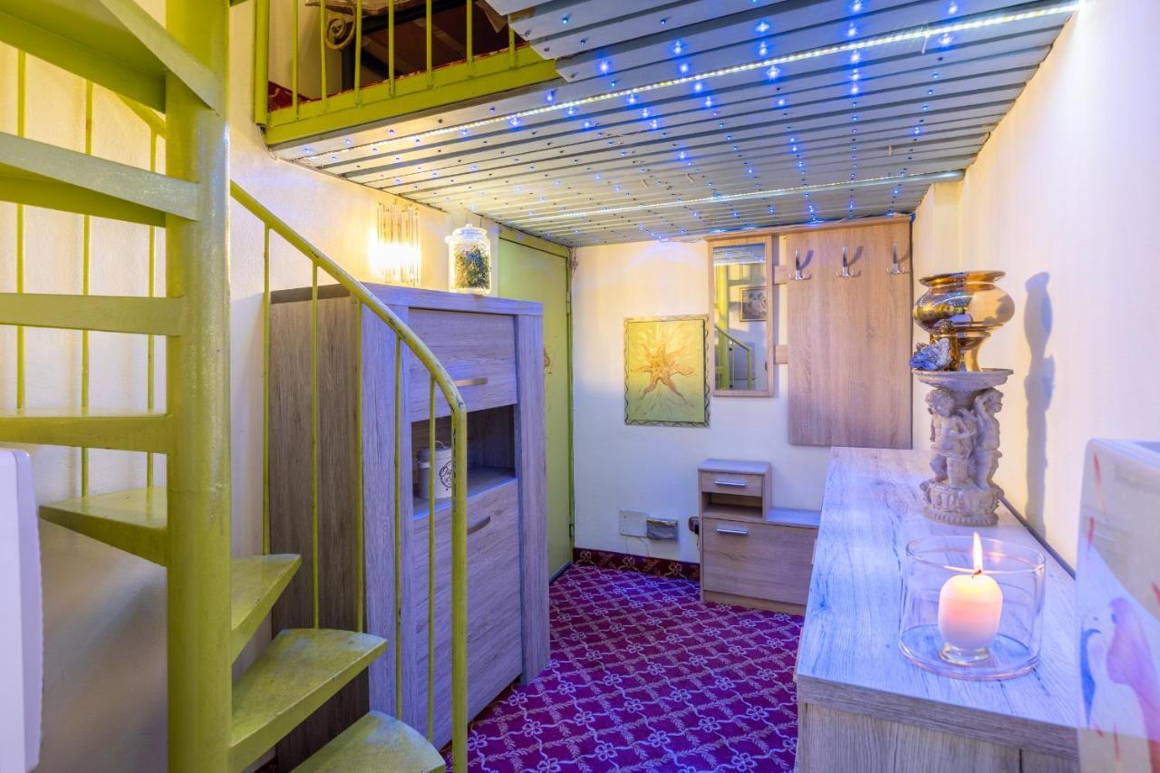 Stazione Centrale-loreto Vintage House With Terrace Wifi Sky-netlix Mailand