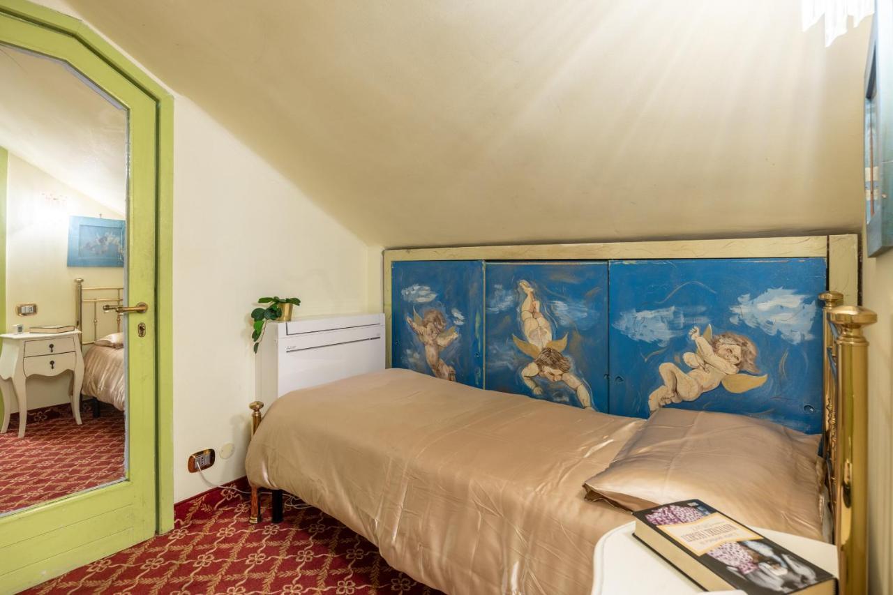 Apartment Stazione Centrale-loreto Vintage House With Terrace Wifi Sky-netlix