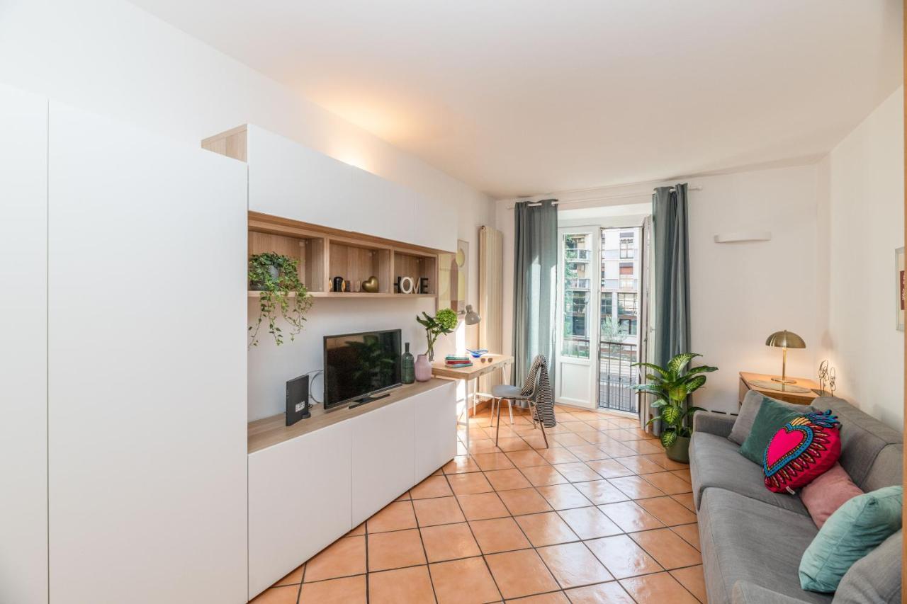 Design In Navigli Area! Appartamento