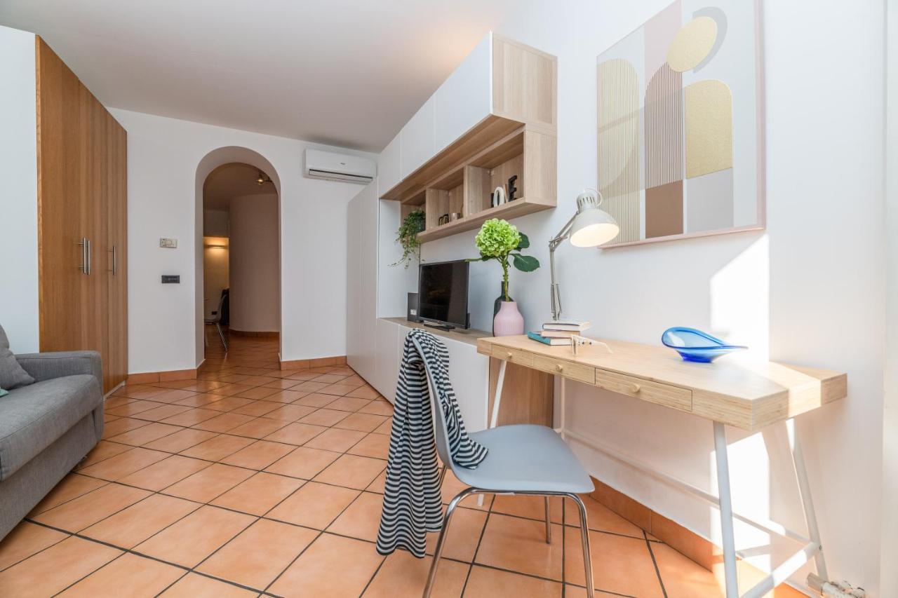 Design In Navigli Area! Appartamento *