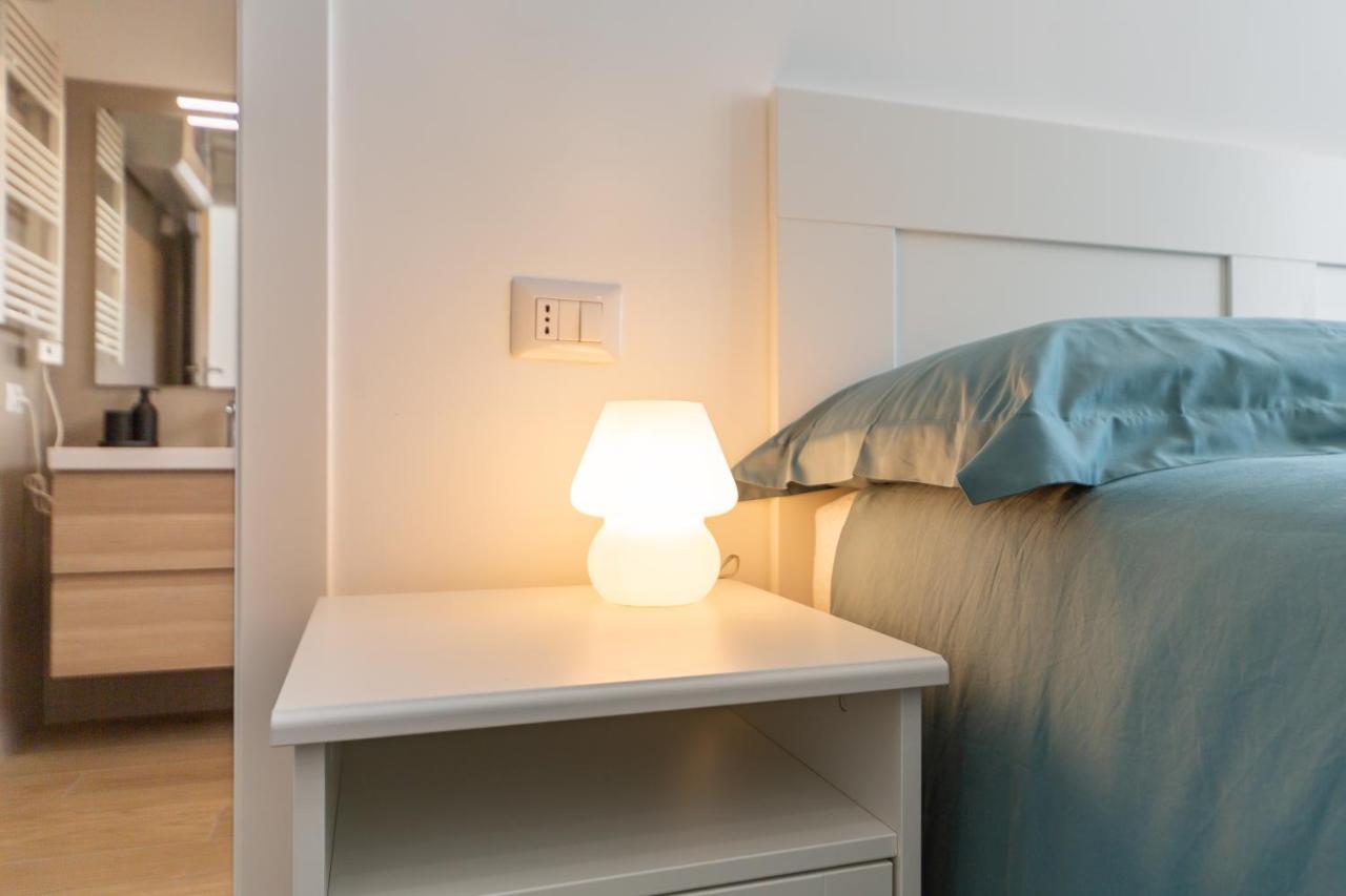 Appartement Station-duomo 10 Min Fast Wifi & Metro Milaan