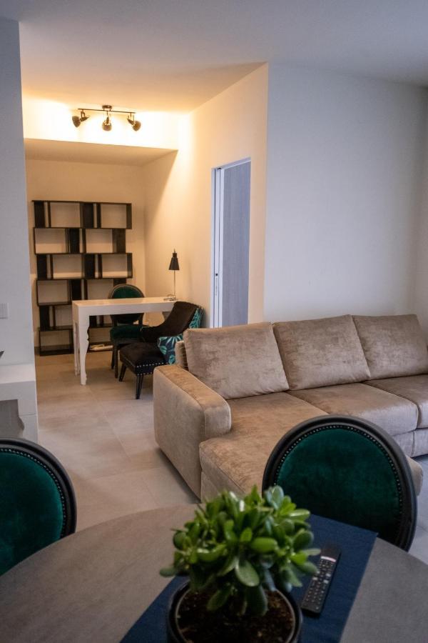 Unica Apartment