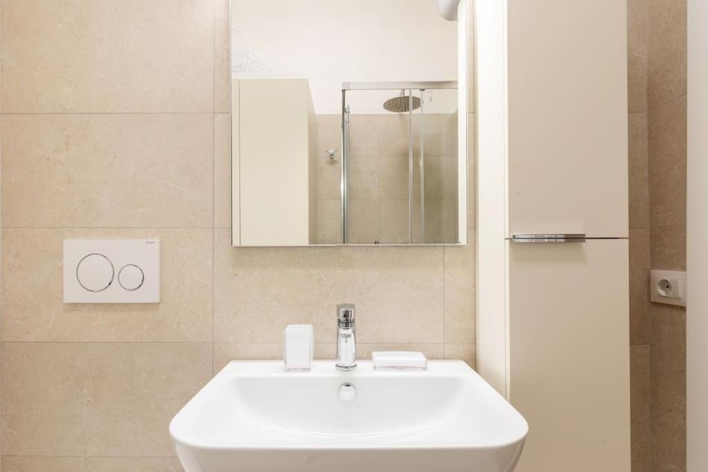 Elegante Bilocale San Calocero Apartment Mailand