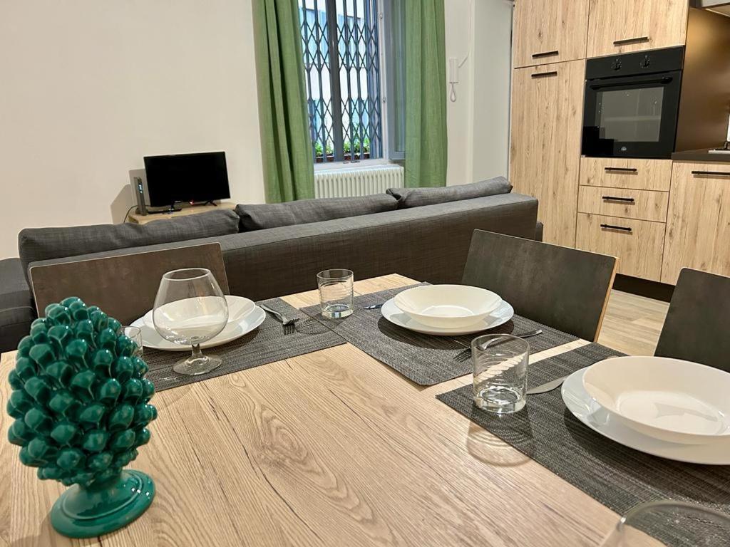 Kibilu - Via Valtellina - Quartiere Isola - Stazione Garibaldi - Monumentale - Vicinanze Brera Appartement