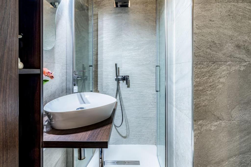 Ad Un Passo Dal Duomo Elegante Wifi Apartment Mailand