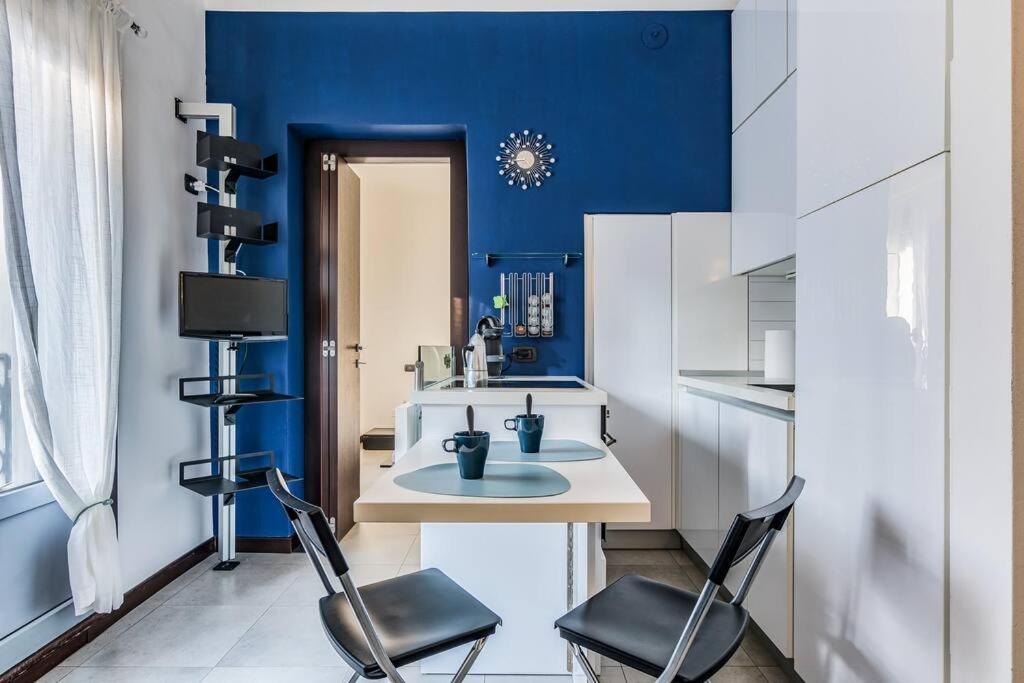 Apartment Ad Un Passo Dal Duomo Elegante Wifi Mailand