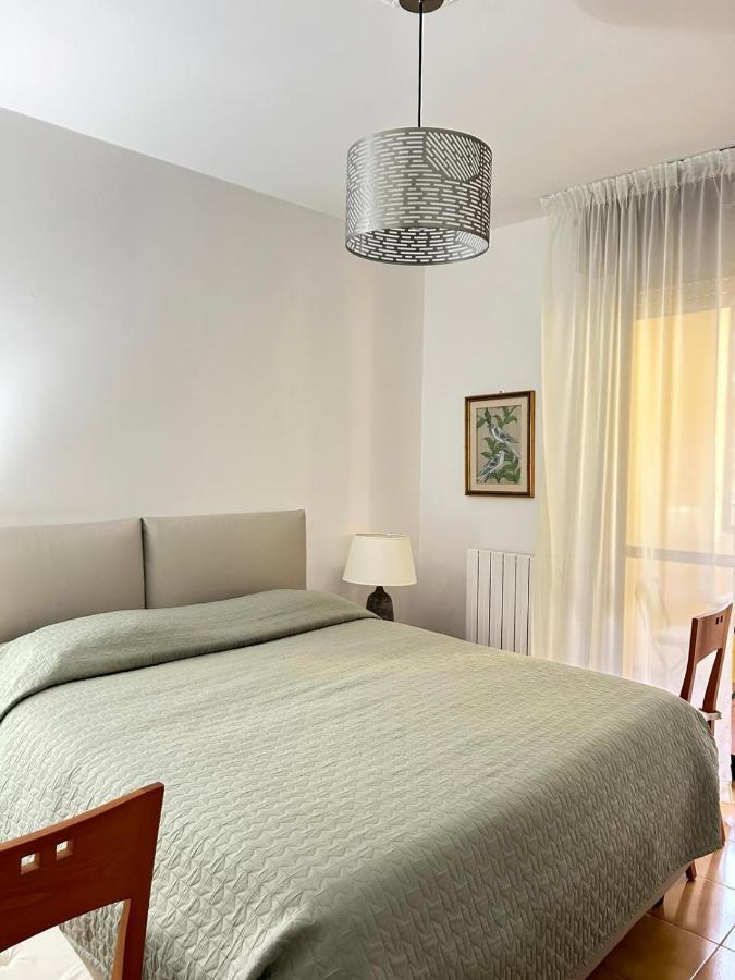 1702, Con La Matrimoniale Con Il Bagno Privato E Un Comune Milaan