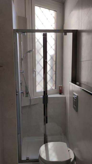 Monolocale Intimo Con Terrazzino Appartamento Milano