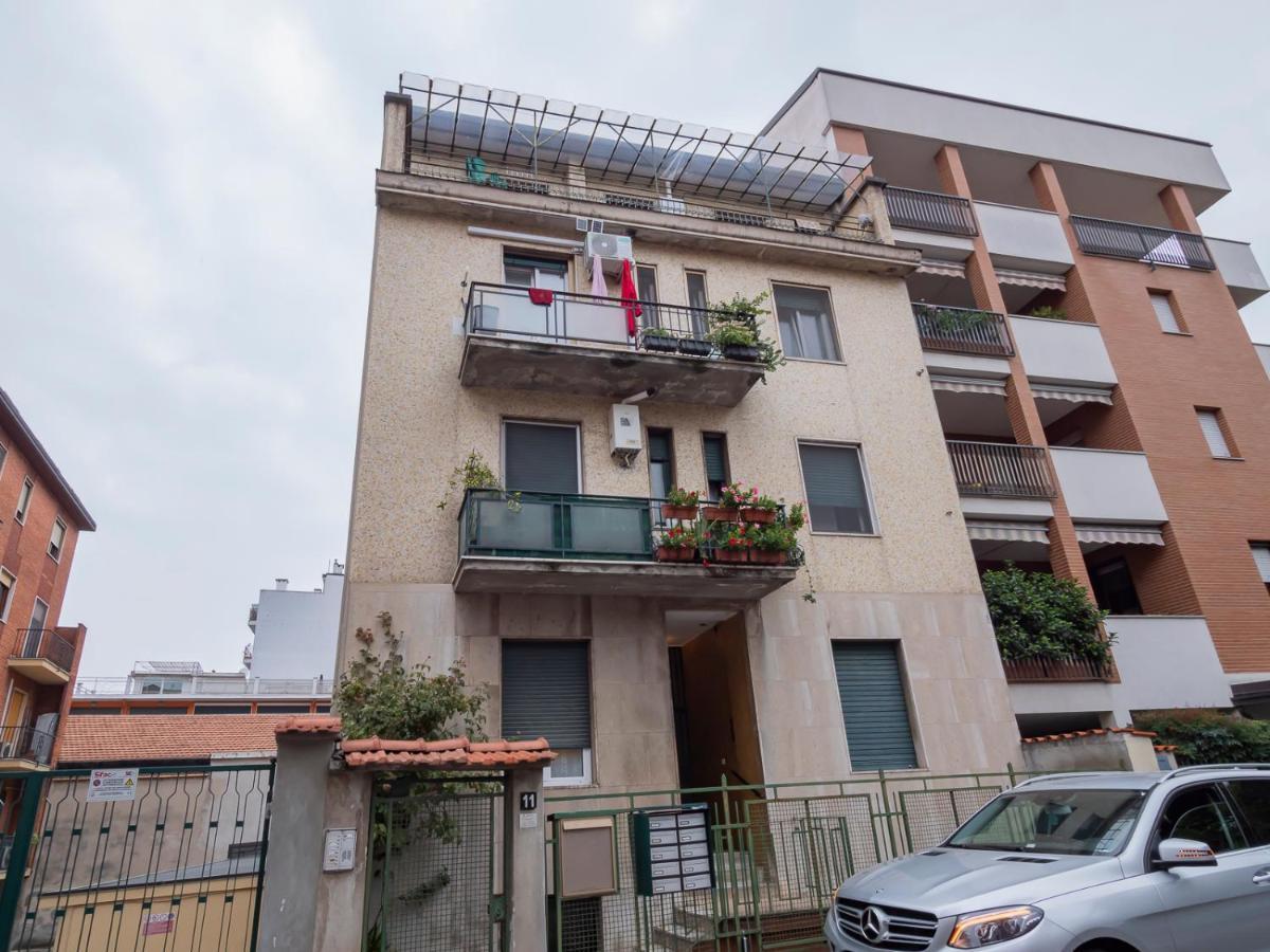 Apartment Ihost Flat - Sestini 11 Milan