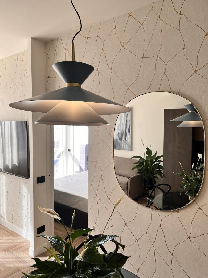 Yls Luxury Milaan