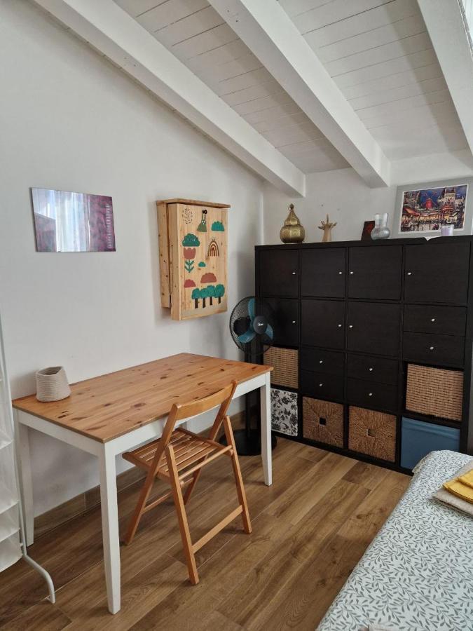 Apartment Into The World *