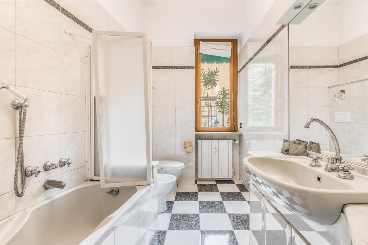 Ampio Zona Moscova Con Due Terrazzi * Milano