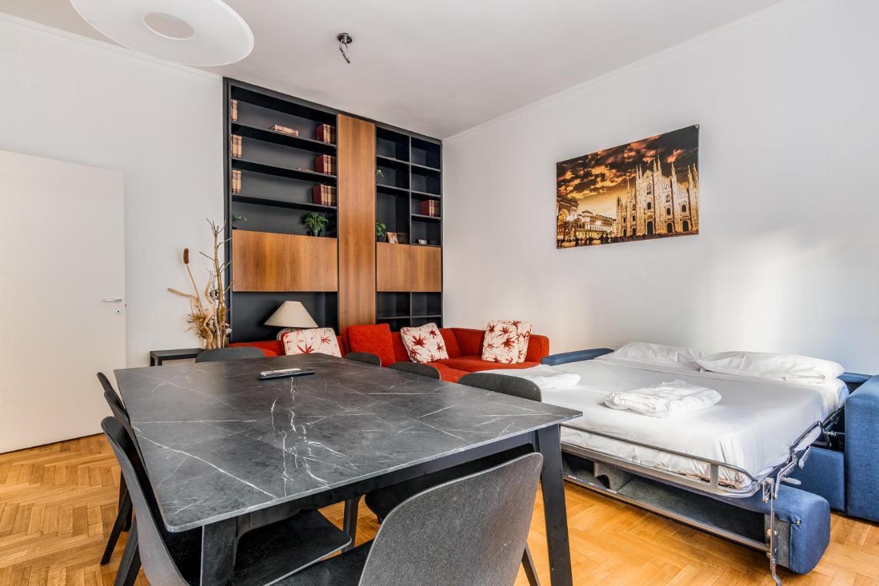Ampio Zona Moscova Con Due Terrazzi