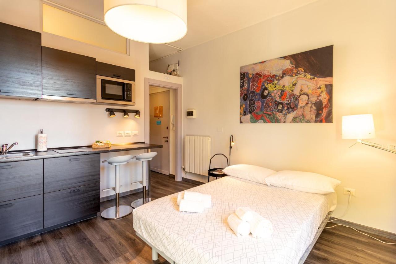 Luna Homes - In Farini Milano