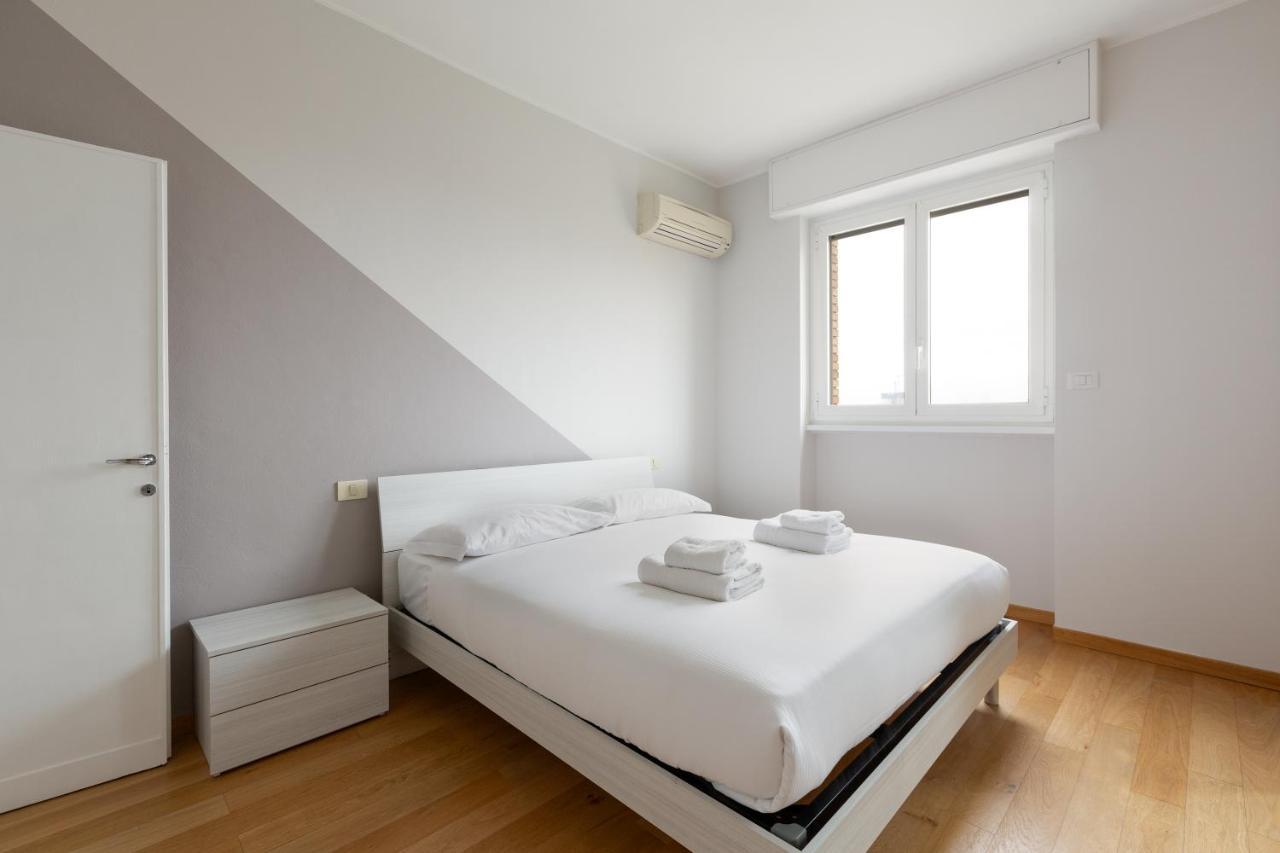 Famagosta Balcony Milano