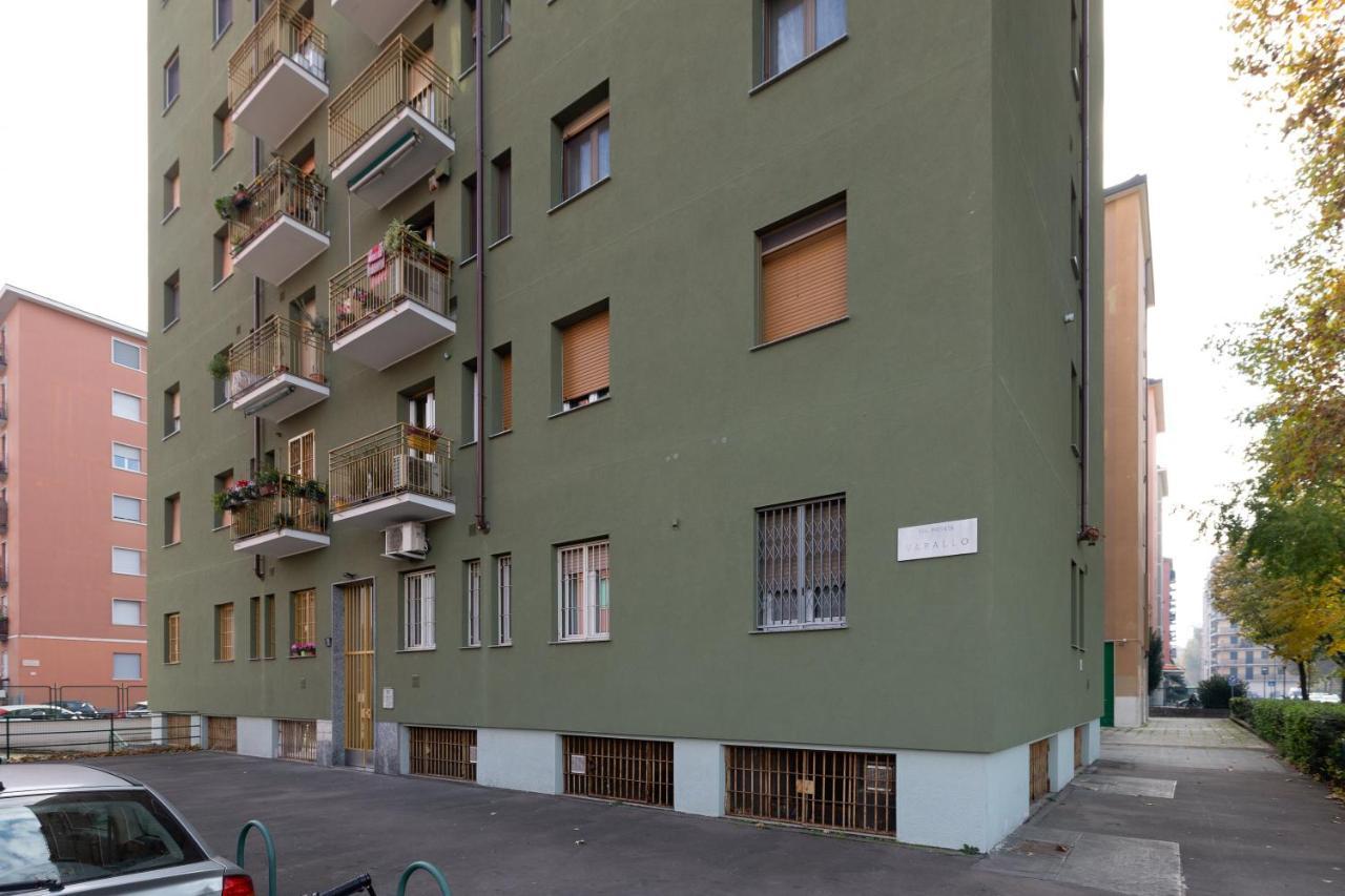 Cimiano M2 Balcony