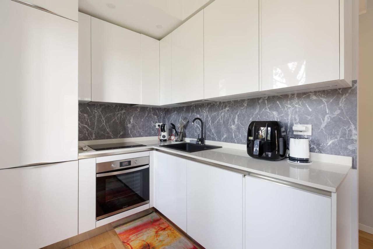 Cimiano M2 Balcony * Milano