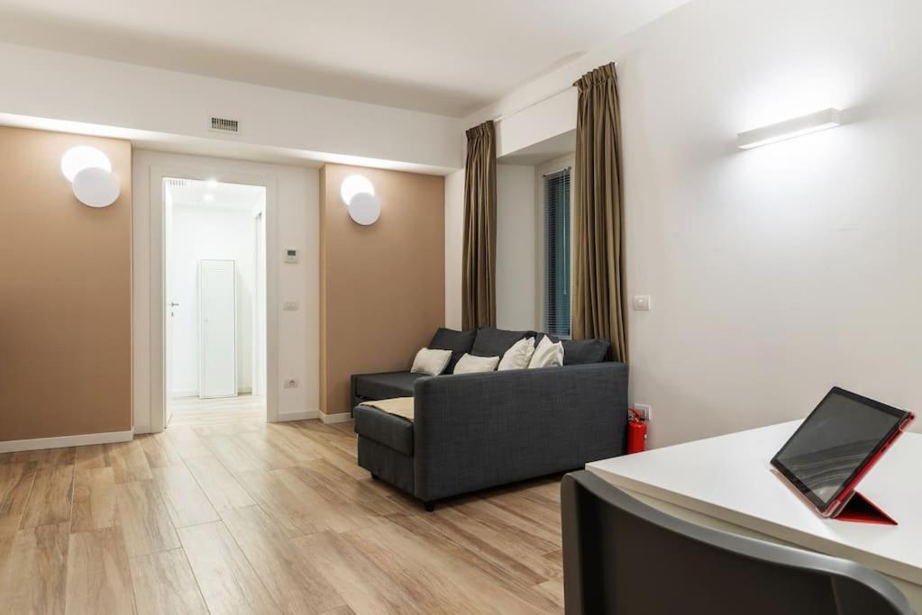 Appartamento Mora Flexyrent A.c. - Colonne *