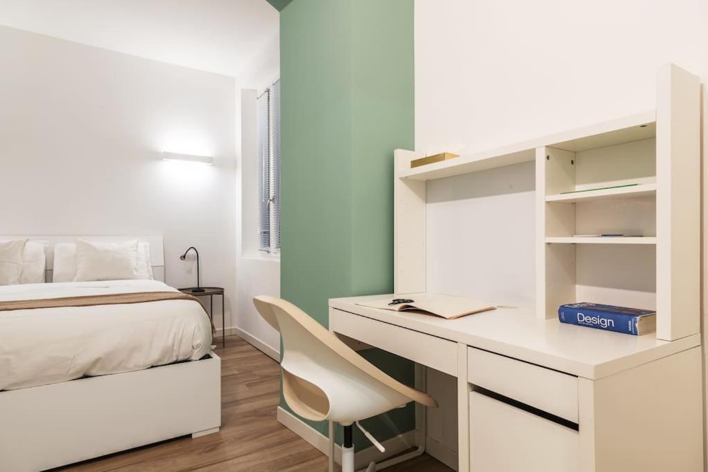 Mora Flexyrent A.c. - Colonne Appartamento Milano