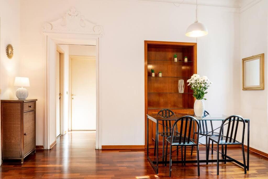 Luminoso In Centro Storico Apartment Mailand