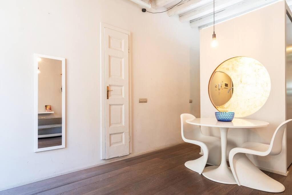 Apartment Ampio Monolocale Nel Cuore Di Brera Mailand