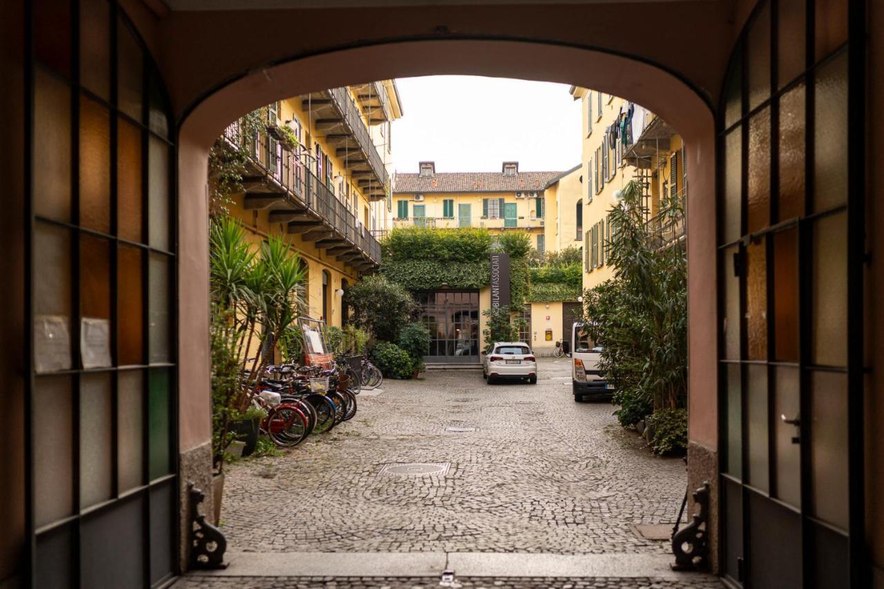Apartment Loft Navigli Porta Genova Milan