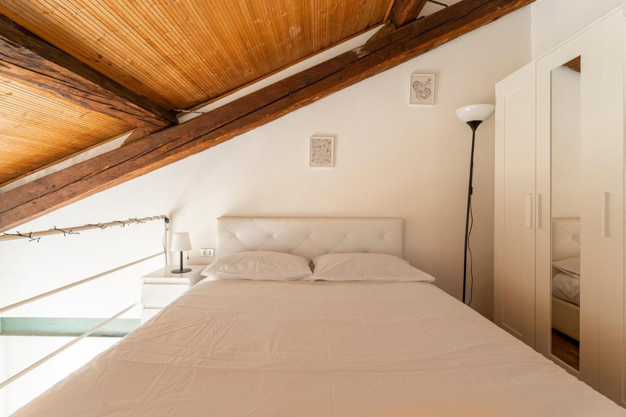 Loft Navigli Porta Genova Milan