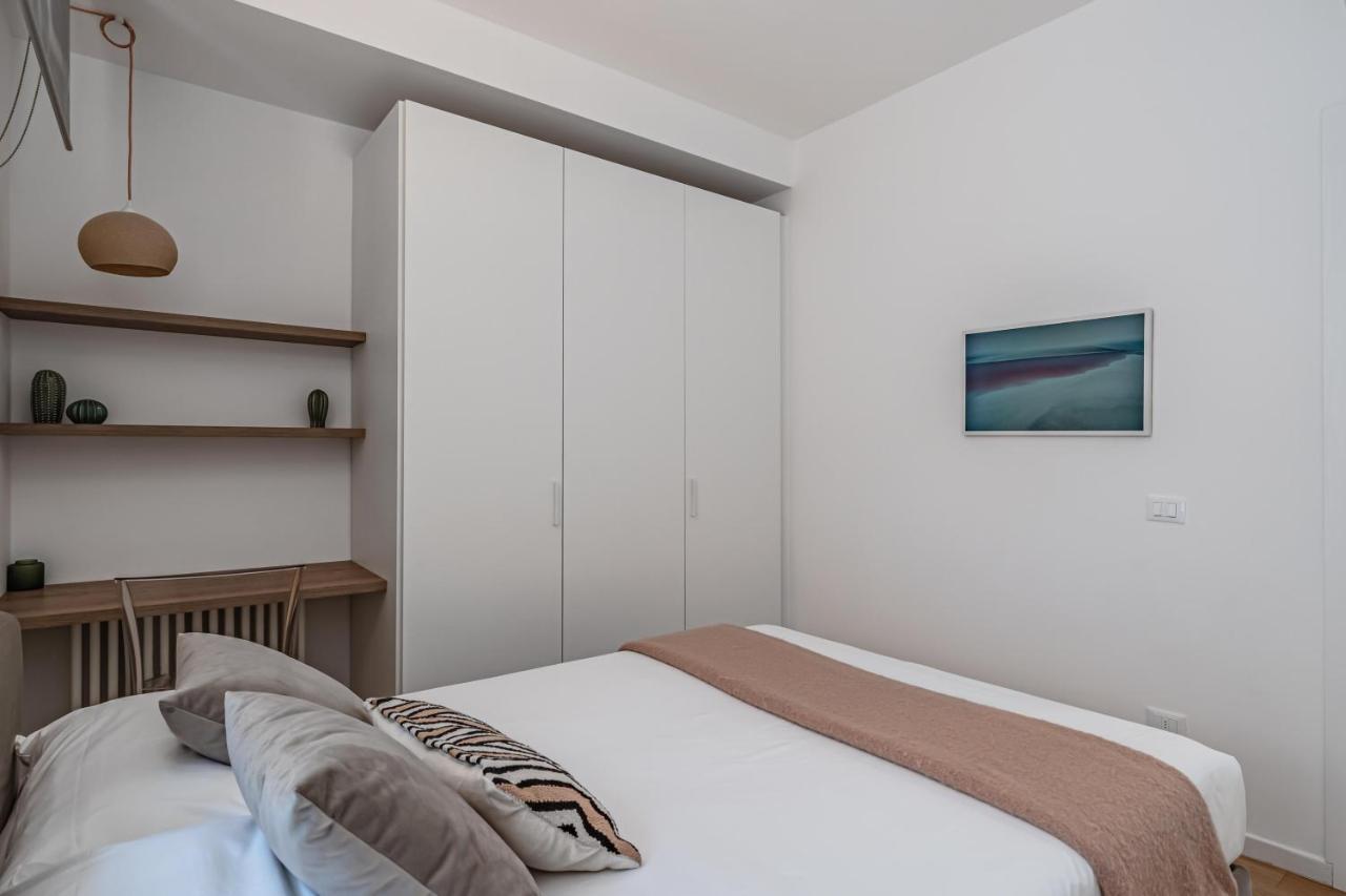S Agostino - Porta Genova Milan
