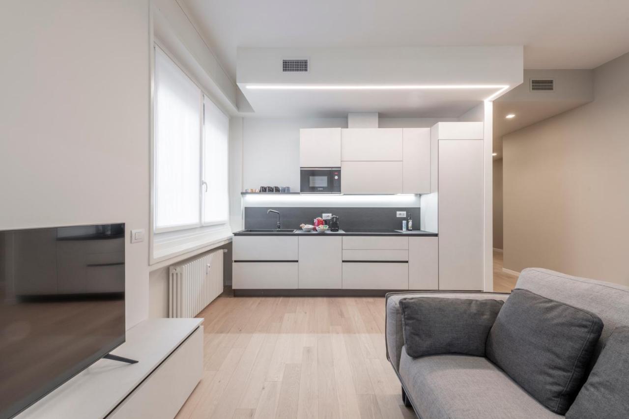 Apartment De Amicis, 25 - Nel Cuore Di Milan