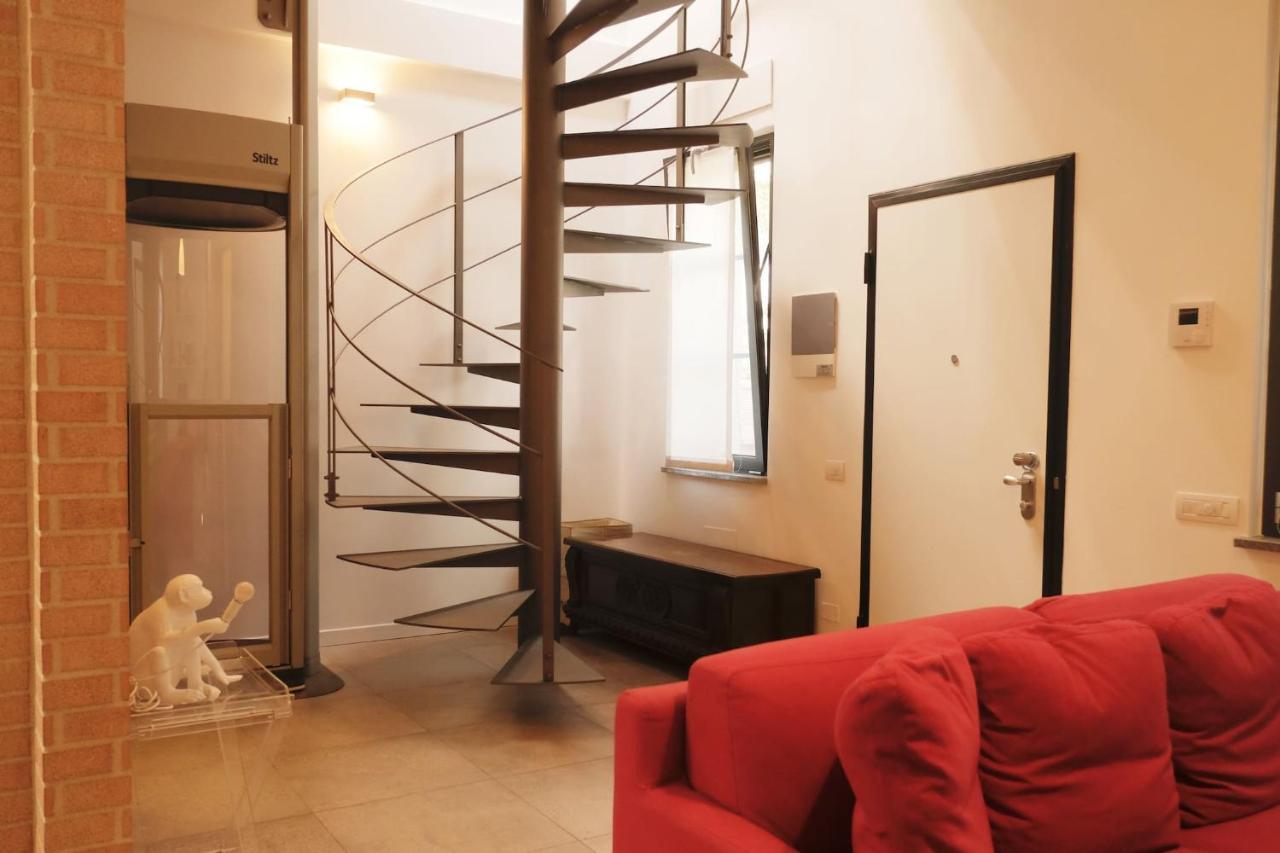 Appartamento Modern Split-level Loft With Garden Near Fondazione Prada By Rentopolis
