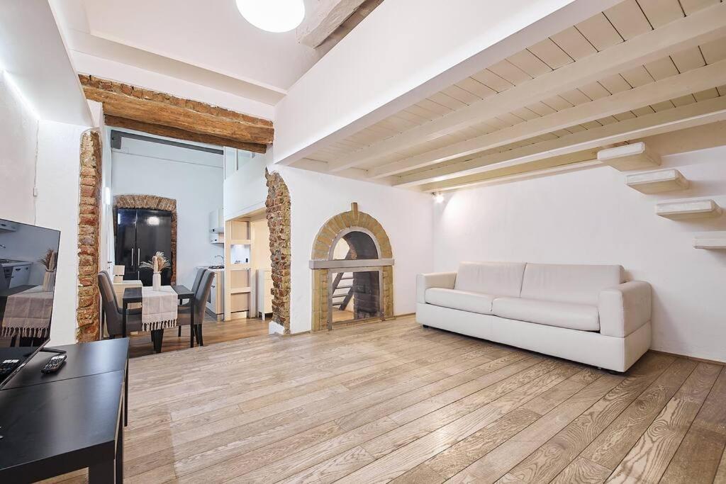 Apartment Brera-moscova Centro Storico, Wi-fi E Netflix Mailand