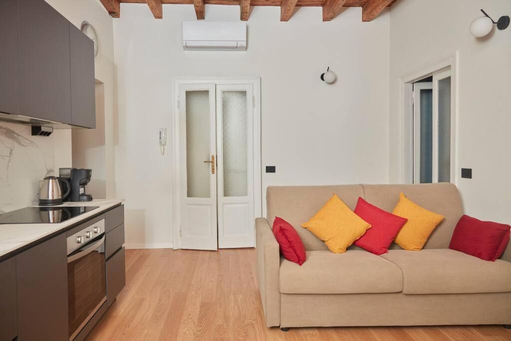 Apartment Casa Ortica, Three-room Citta Studi/politecnico/besta 20 Min Duomo Milan