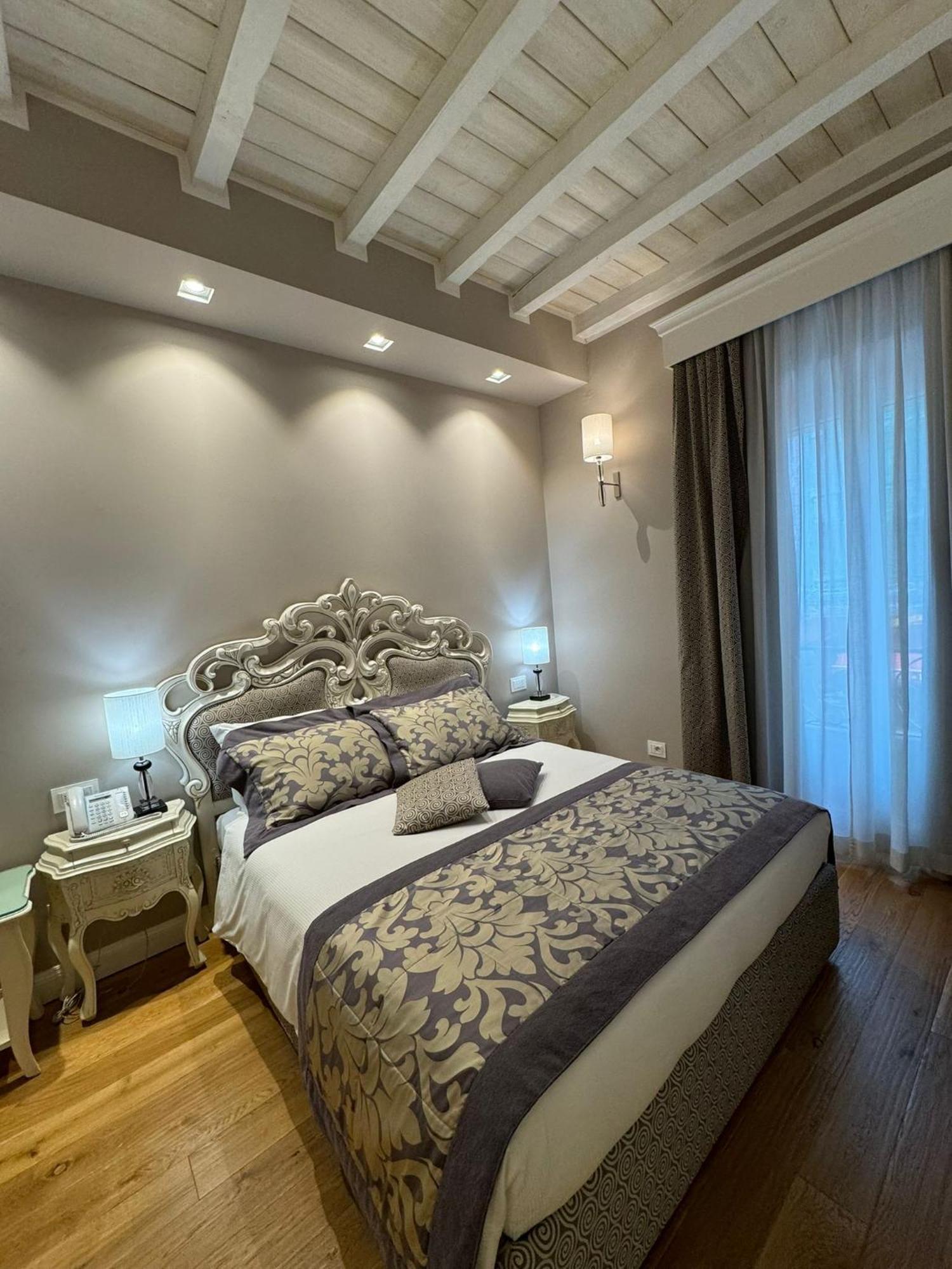 Domus Camillus Milan