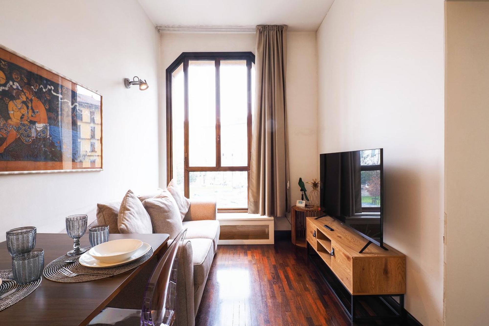 - Duomo Luxury V