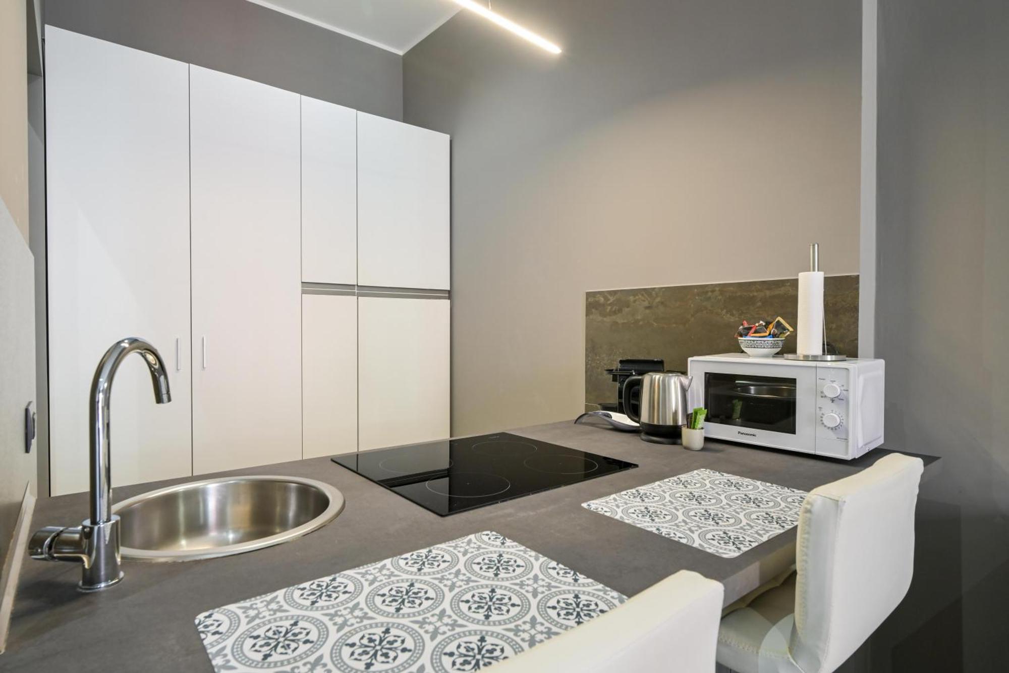 Appartamento Piazza Della Scala 3 *
