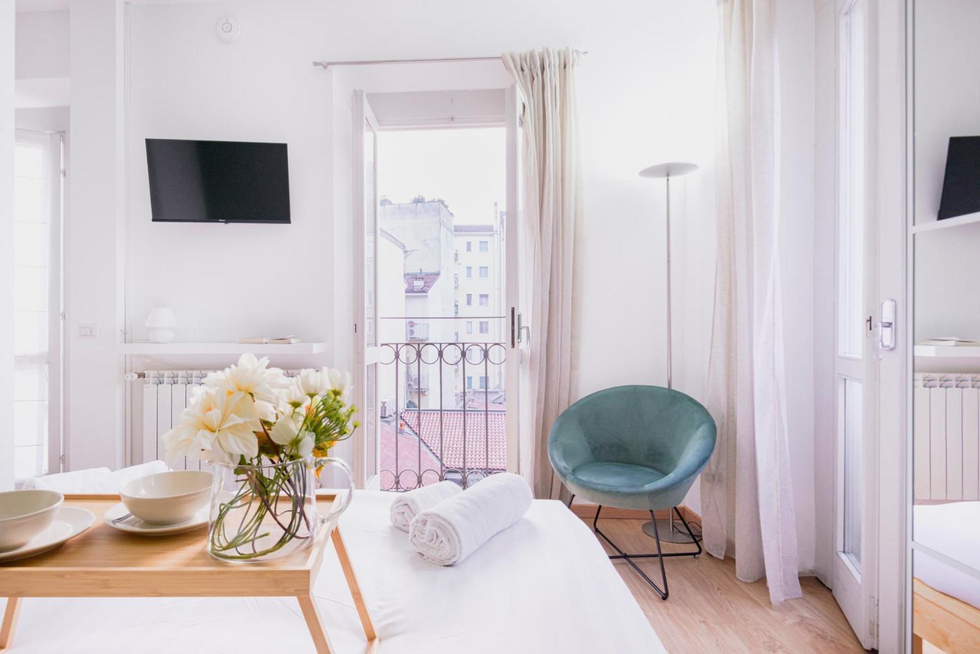 Amazing Flat Near Duomo&colonne Di San Lorenzo By Easylife Milano