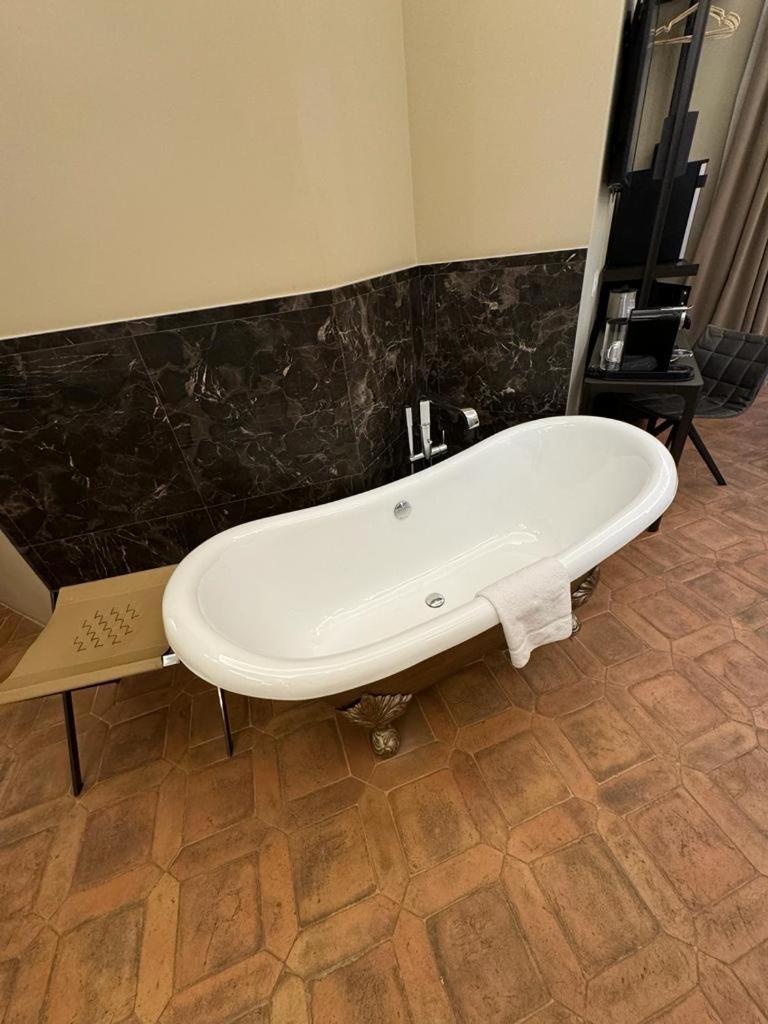 Domus Camillus Guest house 2*