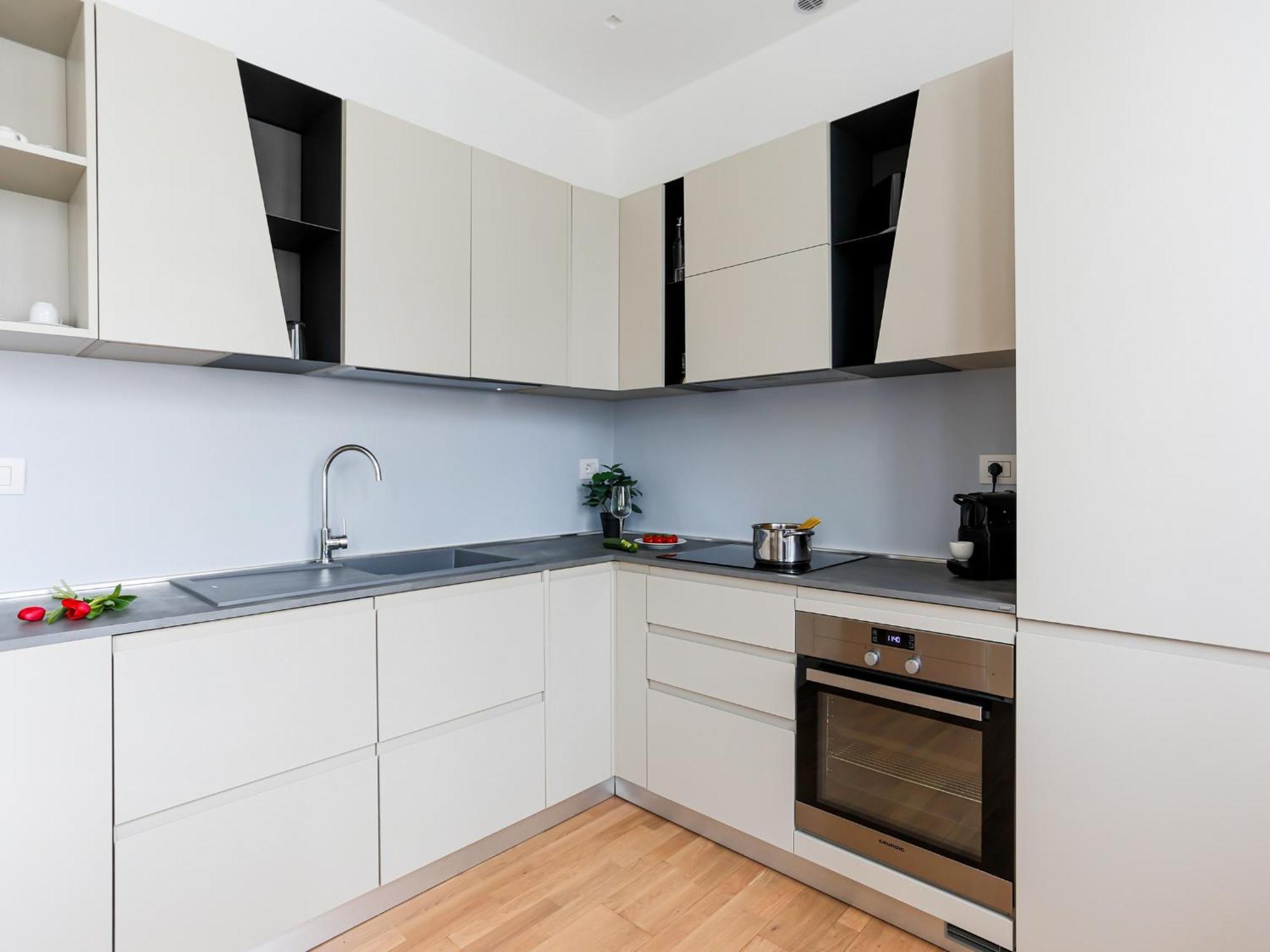 Leilighet The Best Rent - Bright One-bedroom In Corso Vittorio Emanuele Ii *