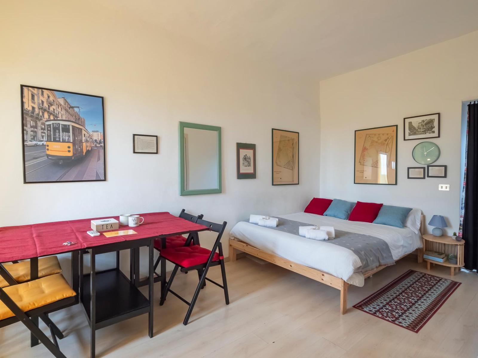 Apartment Xenia - Luminous At Navigli Tram Theme Mailand
