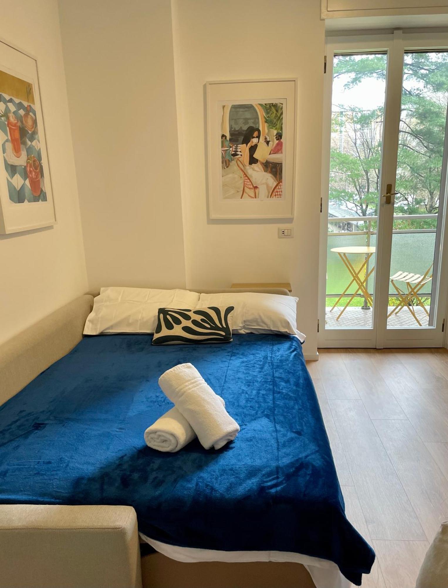 Luxury 1 Bedroom Apartment, Close To San Siro, Fiera And 10 Min Metro To Duomo Milaan