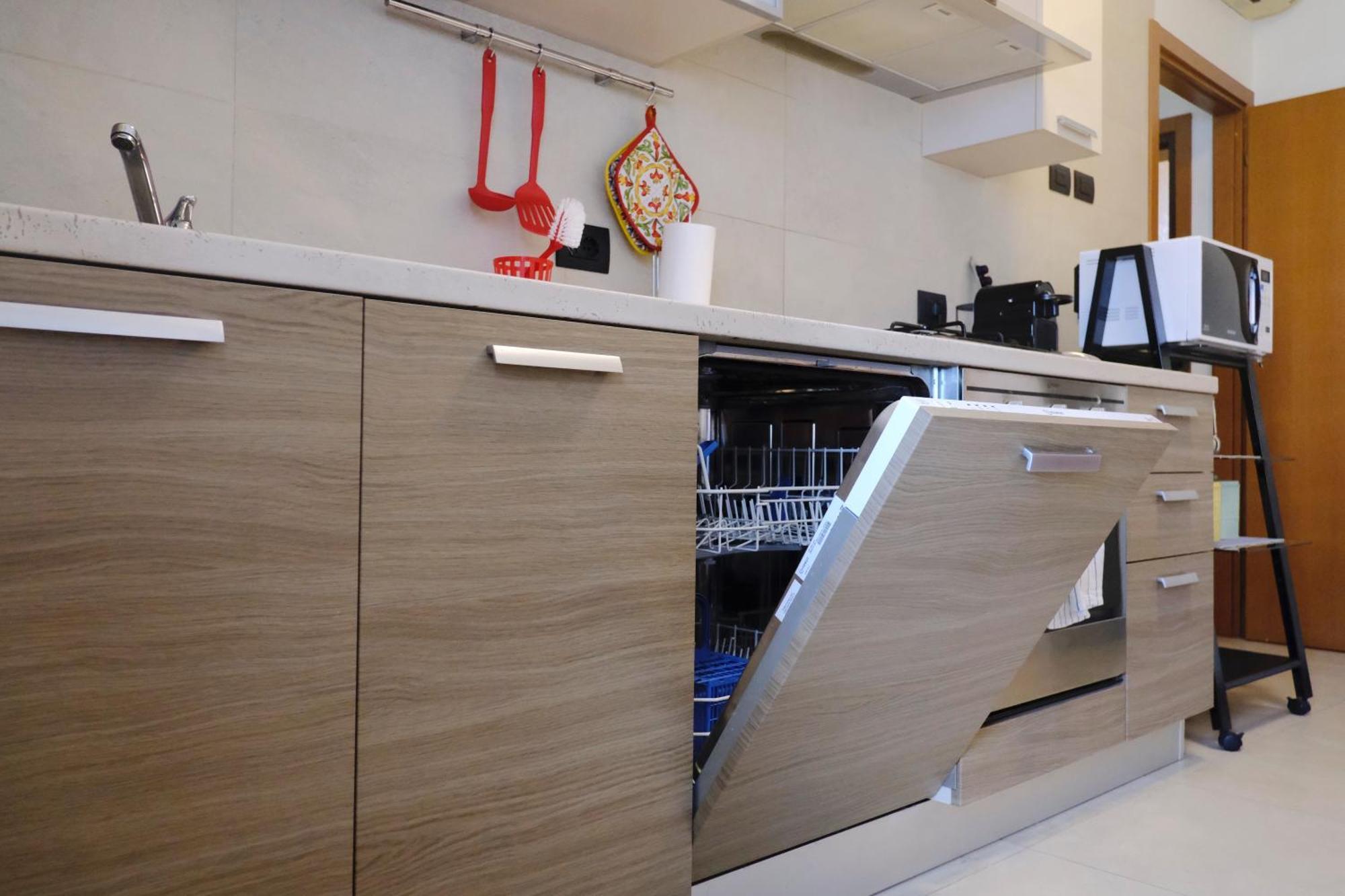 Bwr - Elegant Loft With Terrace, San Siro Milaan