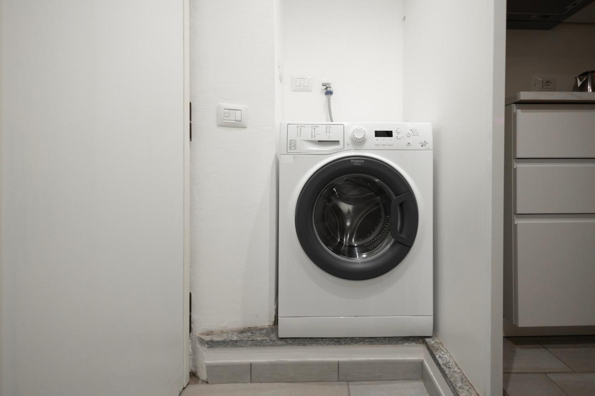 Appartamento Flora 57 - Splendido Loft Nel Cuore Dei Navigli *
