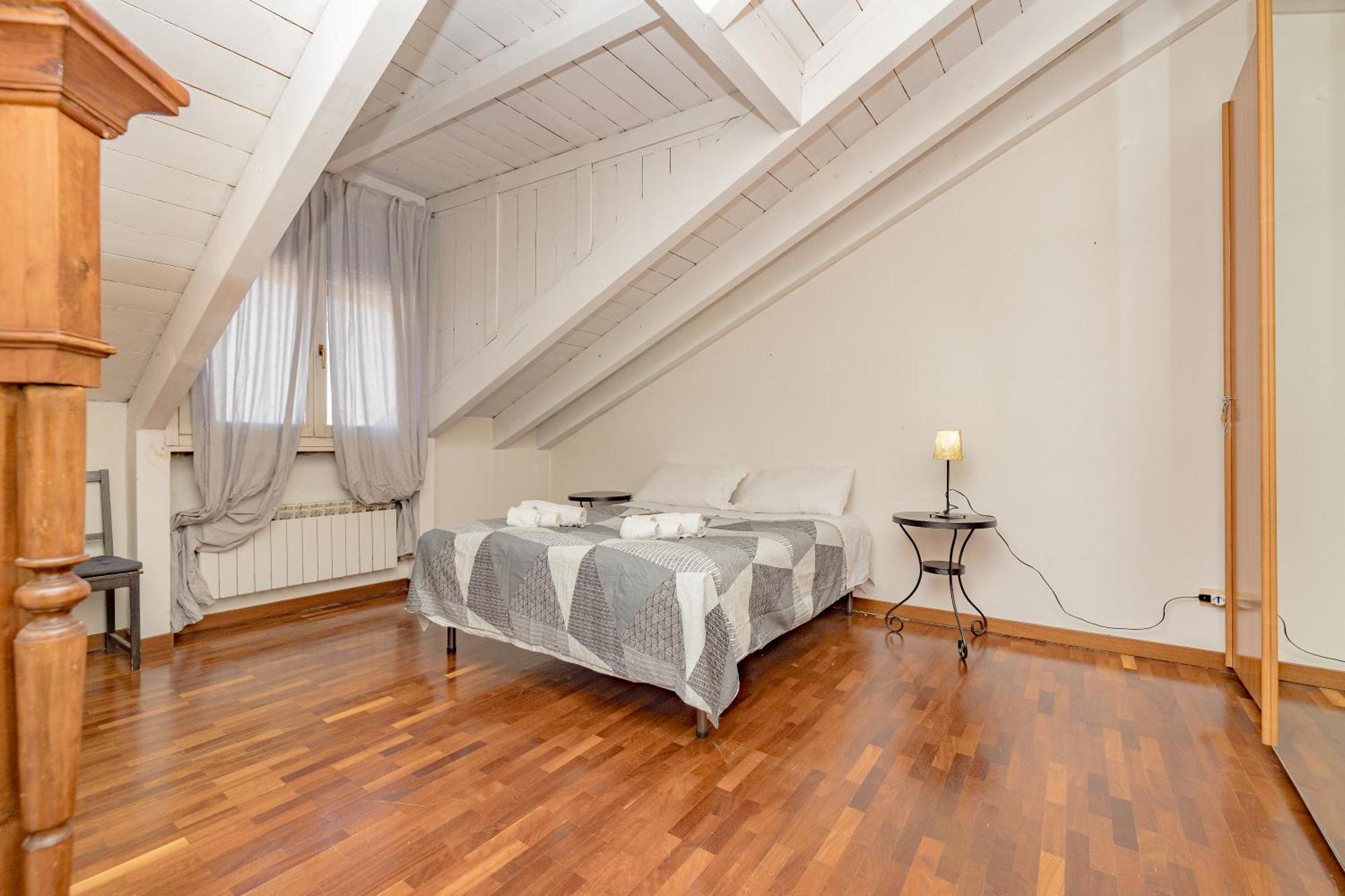 Apartment Milanogorla-metro 50mt-duomo A 15 Minuti Mailand